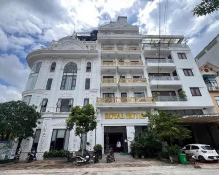 Royal Hotel Hotels in Mong Cai