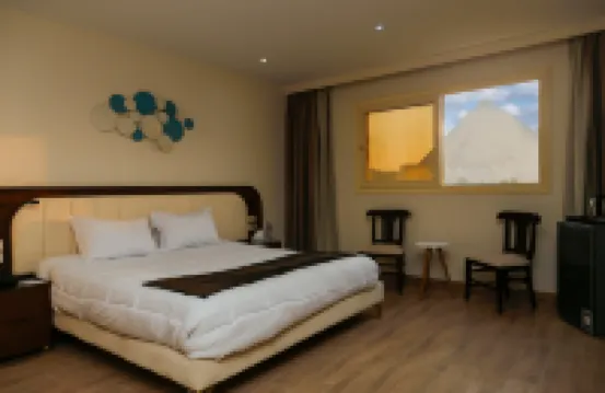 Sahary Pyramids View Hotel