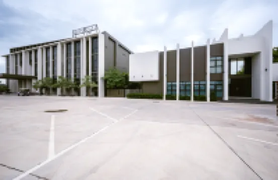 Grand The Room Hotel 甘烹碧酒店