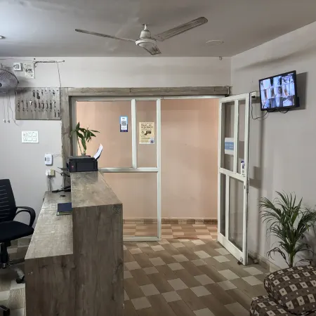 Hotel Tuk Tuk Palace