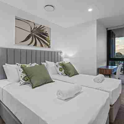 Essentia Surfers Paradise Boutique Apartments Rooms