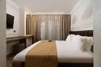 Stern Hotel Karakoy