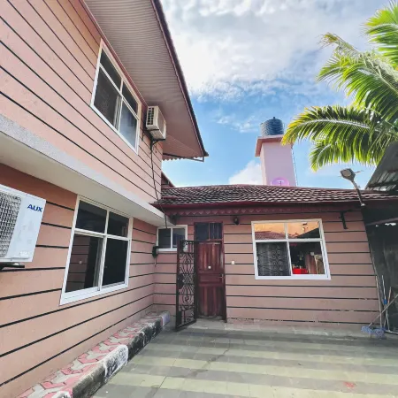 ZanJoo Zanzibar Airport Hostel