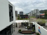 Jupiter Poolvilla Hatyai Callisto Style - Villas