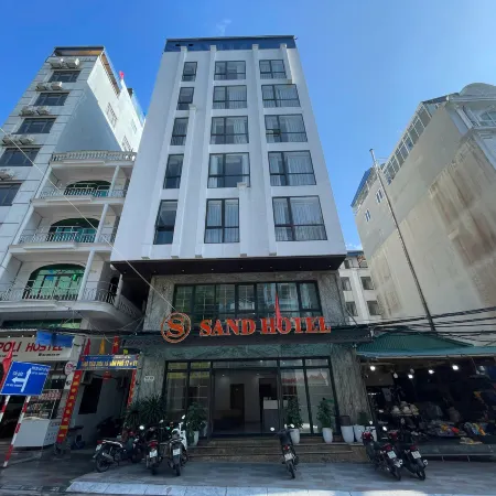 Sand Hotel