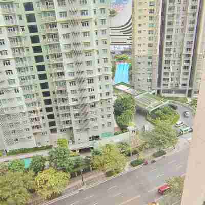Elite Homestays 2 BR Condo SOUTH OF MARKET BGC Hotel Exterior