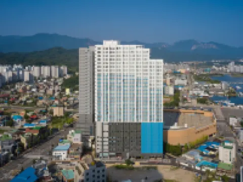 The Hotel Sokcho Hotels in der Nähe von Daepohang Port
