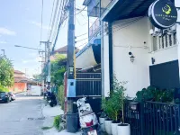 Sleep like a baby Hostel Pattaya Hotels near Thepprasit Thai Boxing Stadium