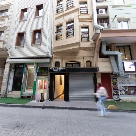 AYA LANGA HOTEL