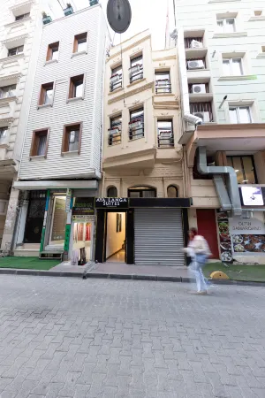 AYA LANGA HOTEL