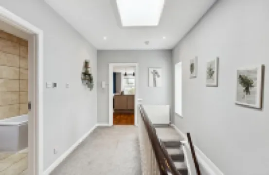 Bright-on Heights F4