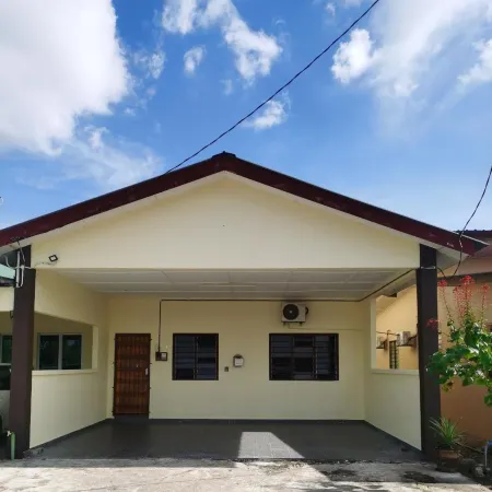 Homestay Che Wan Отели рядом с Аэропорт Куантан