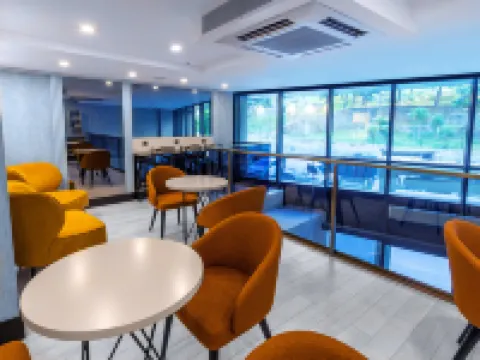 ควินโนวา โรงแรม