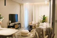 Casa Royale Vacation Home - JVC