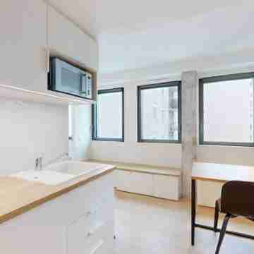 Room 1206 in a premium residence- Sport/laundry Hotel Exterior