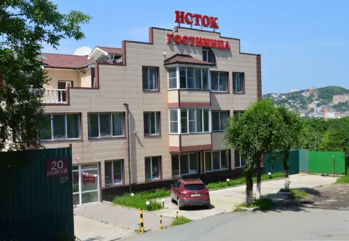 Hotel Istok - Bãi đậu xe