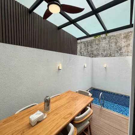 Kyzen Stay – Central Family Home w Pool & Loft Net