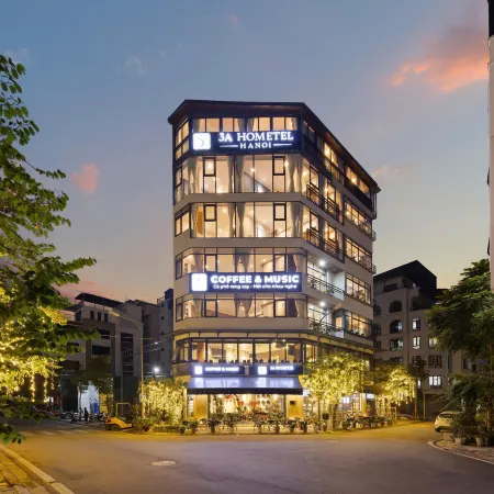 3A Hometel Hanoi Отели рядом с достопримечательностью «Гиалам»