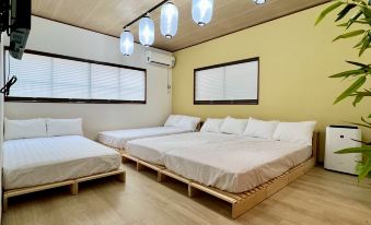 Nishi-Ikebukuro Japanese-Style Apartment / 6 minutes by train to Shinjuku, 30 minutes to Asakusa