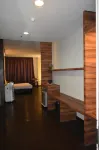 D’Wharf Hotel