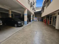 Rooms 498 by RedDoorz near Boni Avenue
