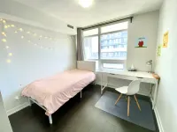 Toronto Downtown Apartment Rooms near Eaton - เปิดใหม่