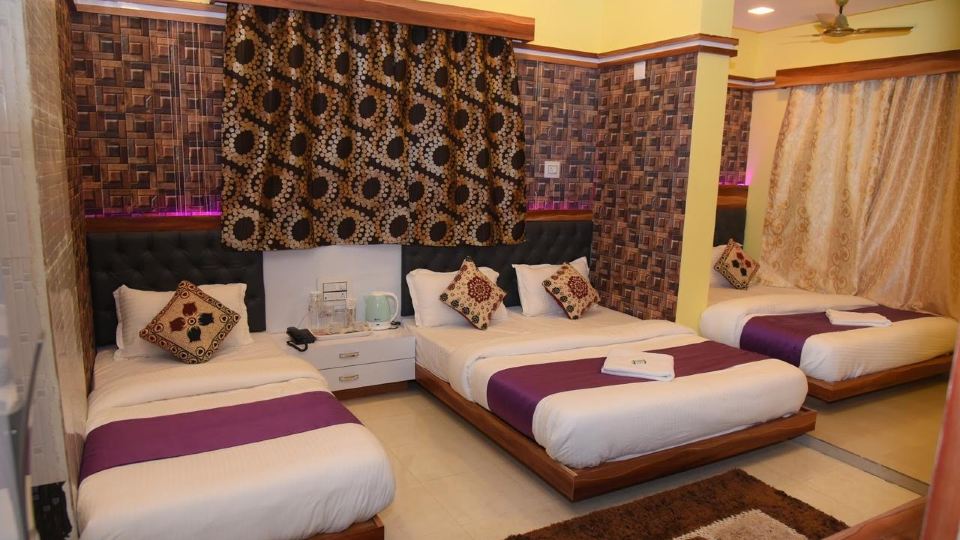 Royal Inn By Glitz Hotels