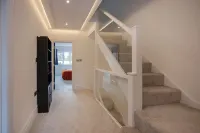 Luxurious 4 Bed House - Close to Windsor Castle! - 2 tähden
