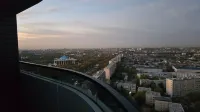 SKY VIEW Suite NRG - Condos