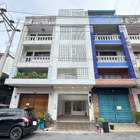 StarLight 5Br Villa,Fits 18 Pax, 6 Min to Lee Garden,Next to Pool&Gym