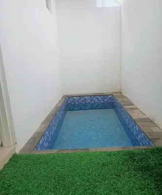 The Villatis Batu Malang - Kolam Renang