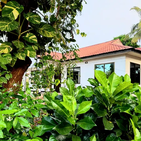 Elrad Msamvu Villa with Privacy by Monalisa