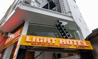 Light Hotel Ha Noi