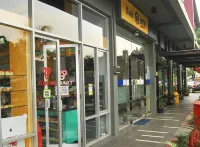 High Livin Apartment Baros Hotel a Ngamprah