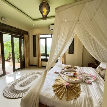 Yoga Maya Villa Отели рядом с достопримечательностью «lapangan ume saraseda»