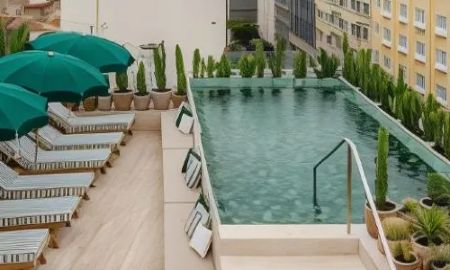 Brown's Avenue Hotel