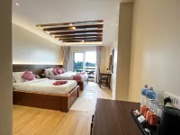 Royal Tiger Luxury Resort - Balkon