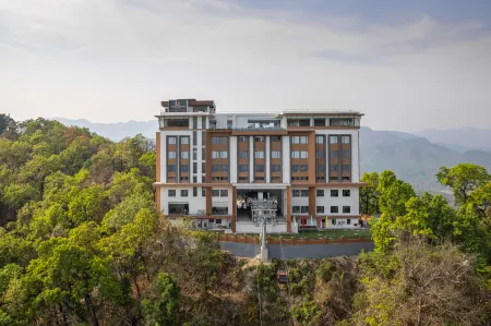 Ila Hotels and Resorts Maulakali