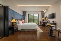 DeLaMont Sapa Hotel - Hill Serenity Retreat - balcony