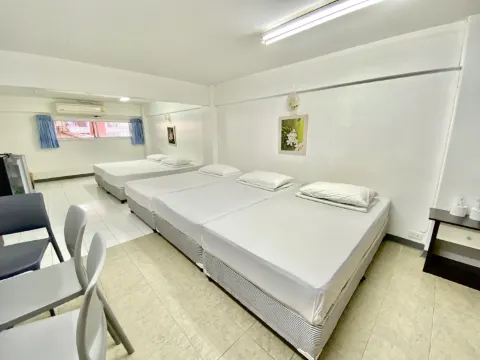 ห้องนอน 5 เตียง