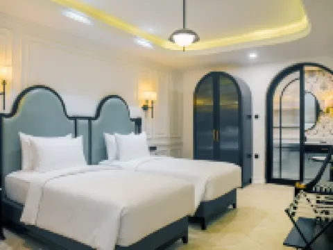Swiss-Belexpress Palu Hotels in South Palu