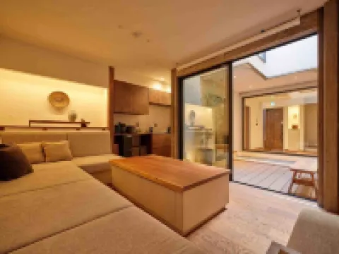 大阪岸裏玉出大門屋・空窗之湯