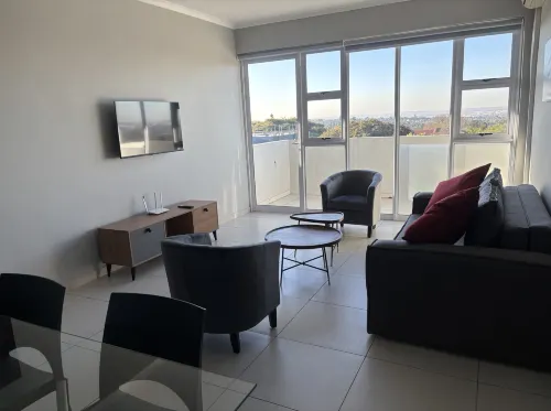 Glenhazel Square Apartments - Apartment