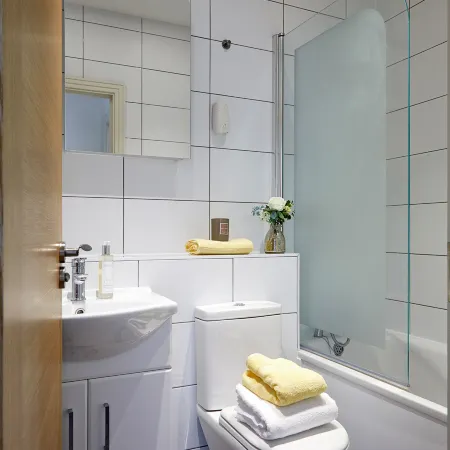 Beautiful 1Bed/ 1Bath Flat