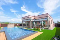 D' Village Private Pool Villa - New