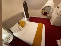 RBS Hotel, Rochester - موقف سيارات