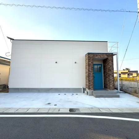 Enjoy the sea, BBQ, and sauna | Entire villa in Itoshima