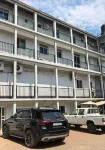 Kaa Highway Hotel - Parking