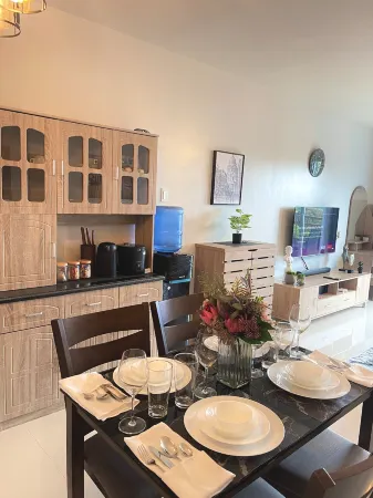 David & Jens 's Suite in Camella Manors Verdant Отели рядом с достопримечательностью «Кафедральный собор Иммакулейт Консепшен»