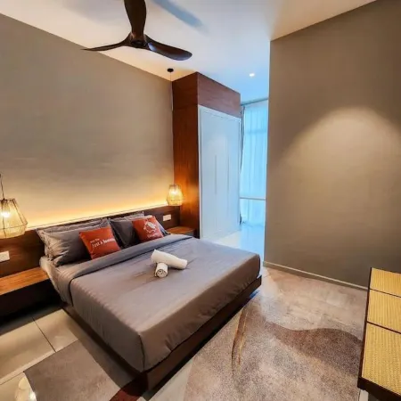 Railway Stylish Homestay (3Br3B) 6Pax by Cowidea